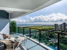 银滩东区中心位置 旅居度假一线江海双景房 超大阳台精装修