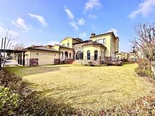 (业主急需购房)(小区中心位置)(暴大花园)