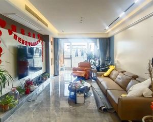 左岸尚海湾 豪华装修大三房 业主装修好就没有怎么住