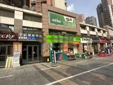 南城CBD旁 62平 层高6米 仅124W