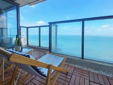 黄金北岸北部湾壹号 旅居投资离海68米金滩一线海景房 阳台直