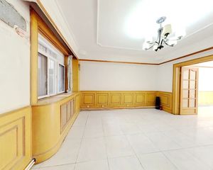 中介共收壹个点 金泽里 南北向两室H户型 一楼带院 实·验片