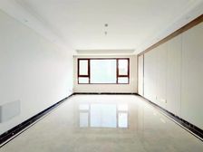21年次新房,营东教育12中全屋精装, 价30万