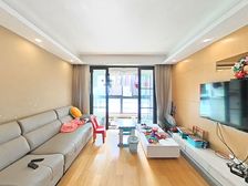 电梯临河位置, 采光好, 房间空间大,飞机户型,看房便利