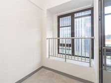 前滩挂书包,华二未用,业主诚售毛坯看房随时,总价低,配套好