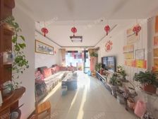 新景花园 136平 149.5万出售 低于市场价40万