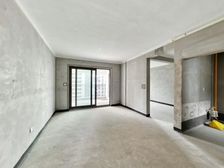 建发央著 115平三房户型 不靠近马路 位置看园林景观