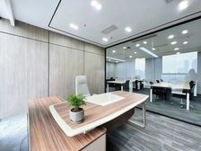 西希中环国际精装小户型3隔间15个工位
