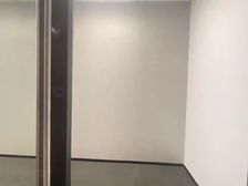 互联宝D 精装 独立空调 有上下水 可营业可办公大连路东外滩