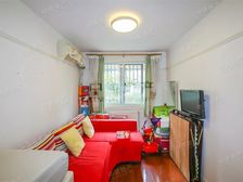 一梯两户,大两房,环境优美,精装修,诚意出售