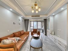 房子是2019年中旬交房的 采光全天不影响 整栋楼不临街