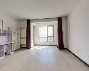 万年花城三期 南北通透三居 户型方正板楼 双地铁 2万平花园
