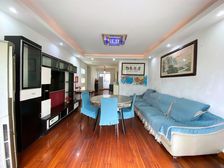 业主出国急出。正阳二期。大四房。有钥匙。带车位。