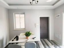 红旗三村 2室1厅1卫 精装修 100万元