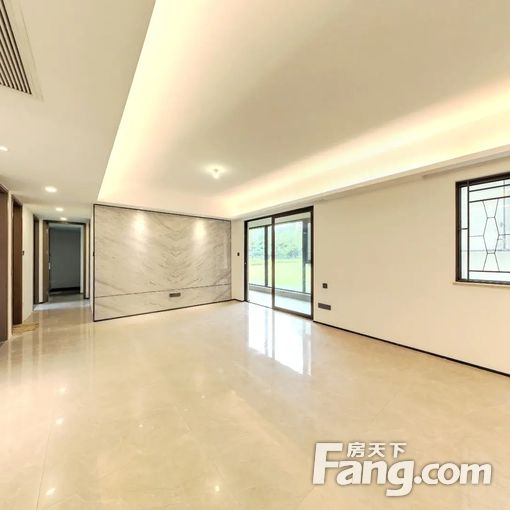 黄埔香雪地铁精装5室 南向低层4300元 品秀星樾