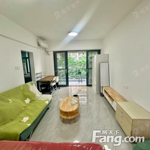 几年前的新装修保养好带大阳台天河北侨林苑三期一房一厅出租