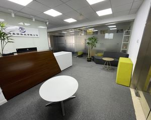 分体空调!中山公园旁!低于市价100万急售!租客已搬走!朝南
