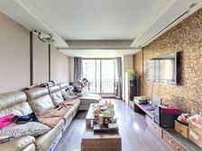 地铁口 一手资源房东只给我卖 带车位有电梯