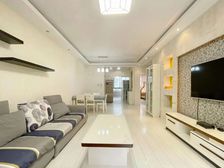 新城地铁口旁飞机户型三房 黄金楼层 中心位置 急售