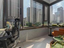 大两居 电梯房 购物方便 装修好 车位充足 正规商品房