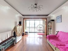 电梯高区两房两厅 业主买好新房着急出价格还能谈 带车位