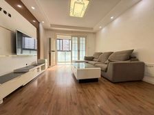 小高层一梯两户,诚意出售随时看房。贴地皮的价格。楼层视野佳。