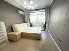 金沙江地铁站,精装修边套全明 小区央位 房东诚意出售