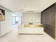 创世纪广场230平4隔间16个工位