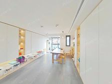 青浦三轨交接 电梯地铁房 CBD地段精装修 边套全明大四房