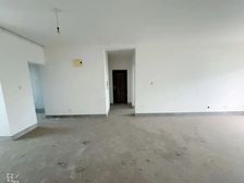 现代华庭,地铁口300米,南北通透大三房,中间楼层,看房随时