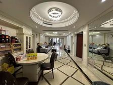 银河丽湾 奉贤新城区地铁口大平层 精装修三房两卫 带产权车位