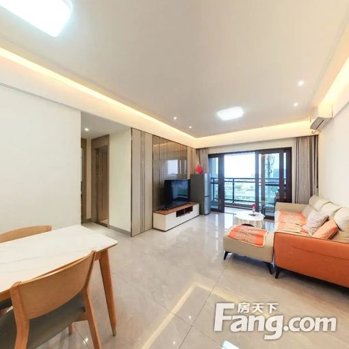 黄埔万达旁精装三房 南向低层4700/月