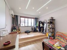 新上!电梯 精装修 边套全明 双南 带固定租赁车位