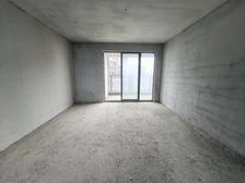 包真 不搞低价吸引推其他楼层 155平 钥匙在手 随时看