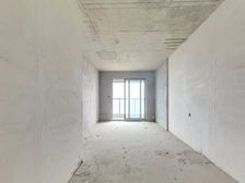 融创临江府东南向精装三房 满五 总价135万