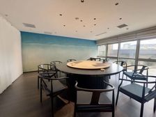 地铁东直门 会所接待办公出租670平300平有燃气有车位