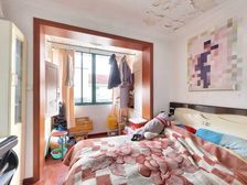 新泾七村 1室0厅 32.83平