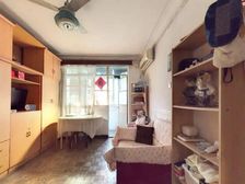 新出笋盘 地铁4号线50米,南北通透,诚意出售 徐家汇中心!