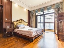 雅居乐滨江国际 226平4居 南北向豪华装修 自住保养好