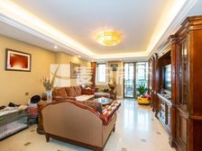 中高层东西通透4居带保姆间)单价5万+)距朝阳公园20米