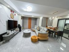 绿地城上海滩花园(一区) 精装修 电梯房 正规商品房