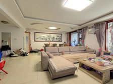 原香小镇中心区,3室2厅141.88㎡大三居三个阳台随时看