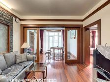 天际花园 闹中取静、带30平大花园,有固定车位,边套全明