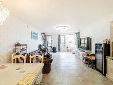 装修保养新,得利用率高 园区绿化率高