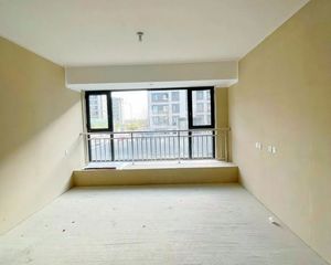 中国铁建花语天宸 正南朝向 满二 刚需小三居 双卫