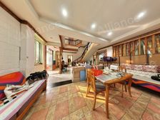 武昌内环独栋别墅 二环 带三面花园,南湖一小 带阁楼和露台