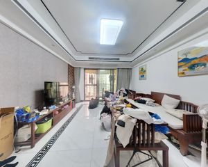 雅居乐英伦首府精装修,可拎包入住,楼层好采光好
