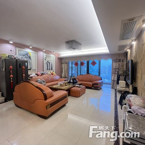 非常漂亮的一套房,装修好,保养好,拎包入住,12000租金!