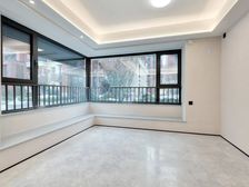 央企开发,地铁300米,次新房一次未住,原房主赔钱出,随时看