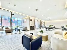 轻奢艺术装修丨大气老总室·全景采光丨5隔间30卡位·金融城!